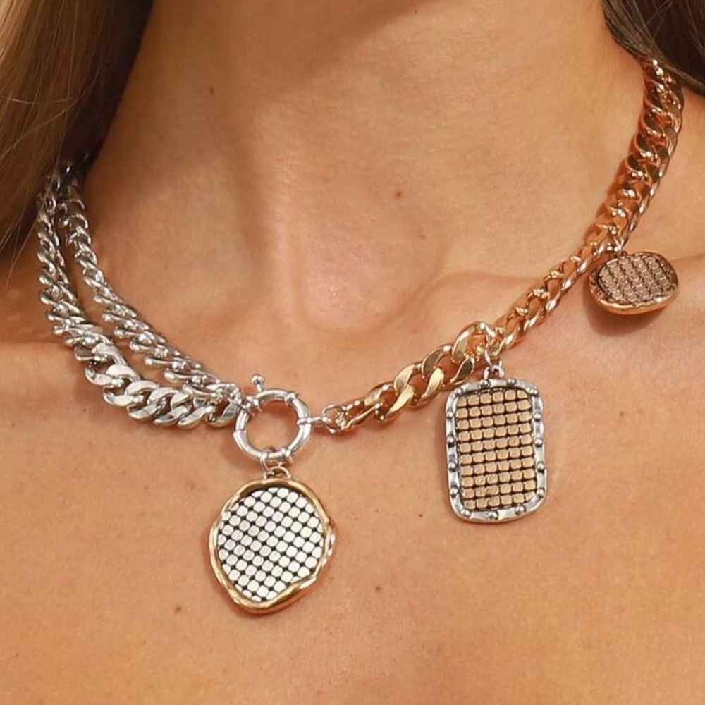 Dual-Tone Heirloom Chain Necklace with Sculpted Medallions - Picture 3 of 8